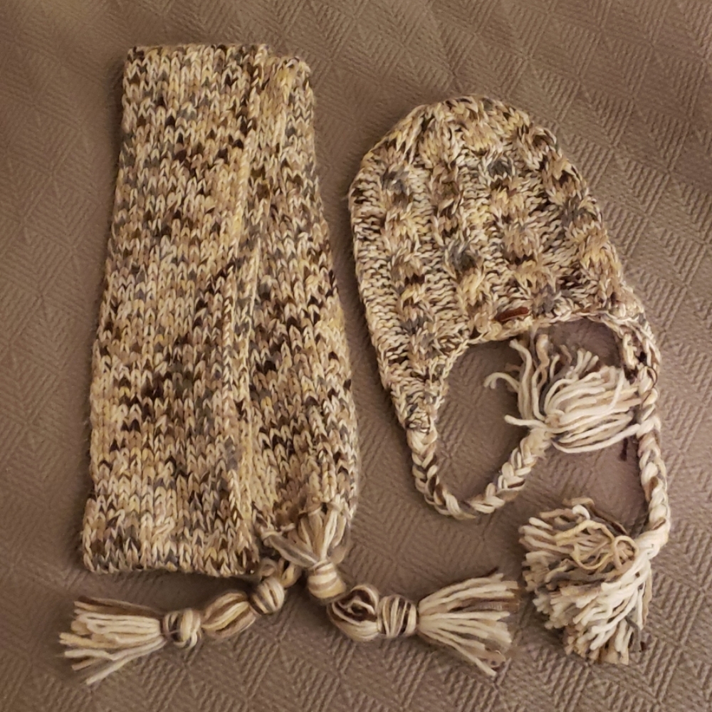 Hat & Scarf Set